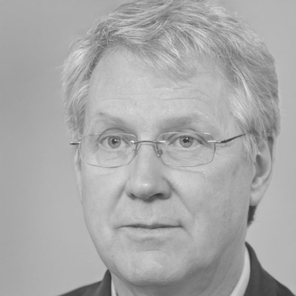Portrait of financial planning instructor